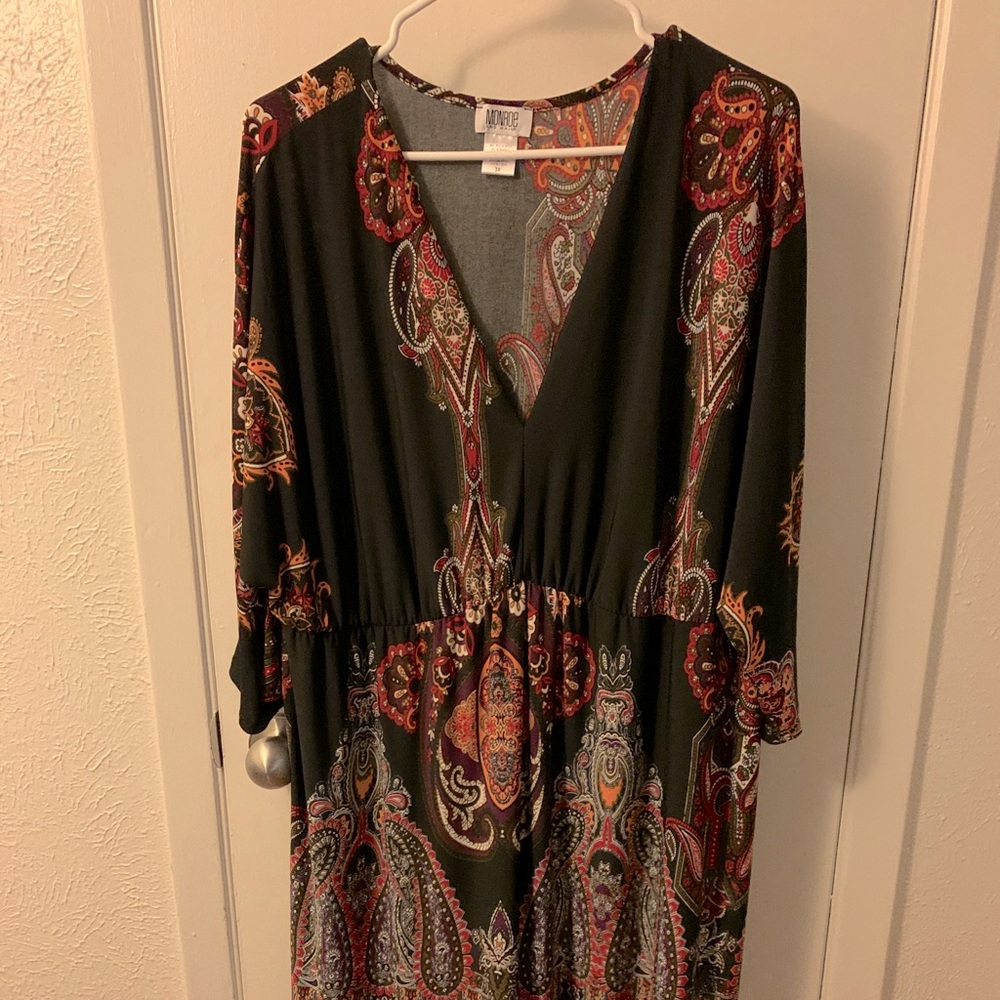 Women's plus size tunic. Multi colored